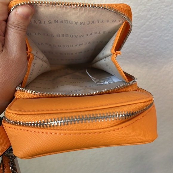 Steve Madden Orange Crossbody Bag - Picture 6 of 6